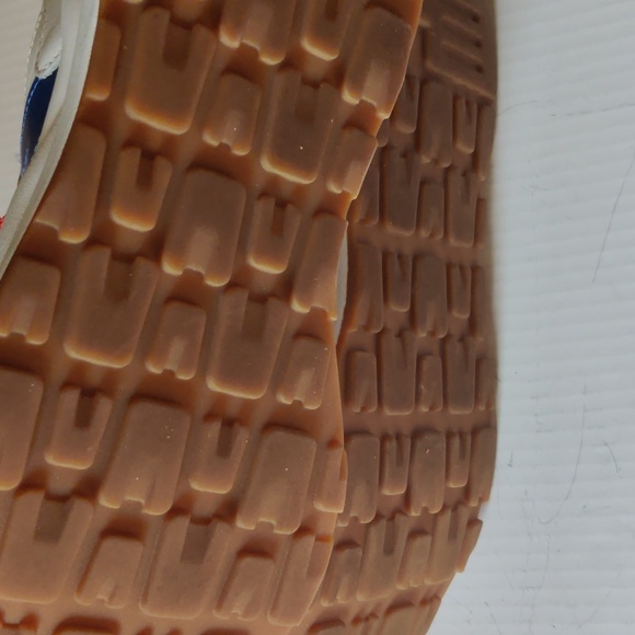 New Balance x Staud Sneakers Women' Size 6 - Picture 16 of 16